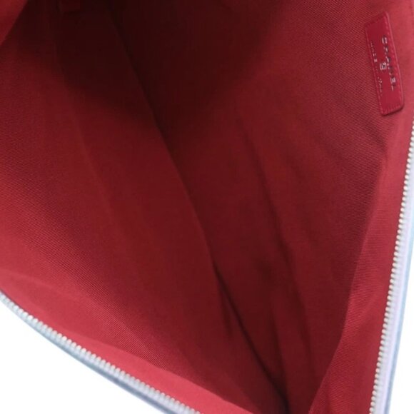 CHANEL Iridescent Lambskin Quilted Large Gabrielle Cosmetic Case Light Purple - Picture 7 of 13